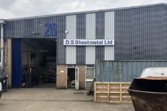 MID-TERRACE INDUSTRIAL UNIT TO LET POOLE MID-TERRACE INDUSTRIAL UNIT TO LET POOLE